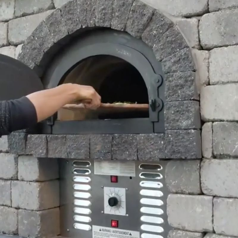 CBO-750 Gas & Wood Pizza Oven (Pre-Assembled) Free Pizza Toold