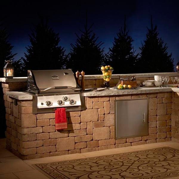 Backyard BBQ Grills |  Wood & Gas BBQ Grills