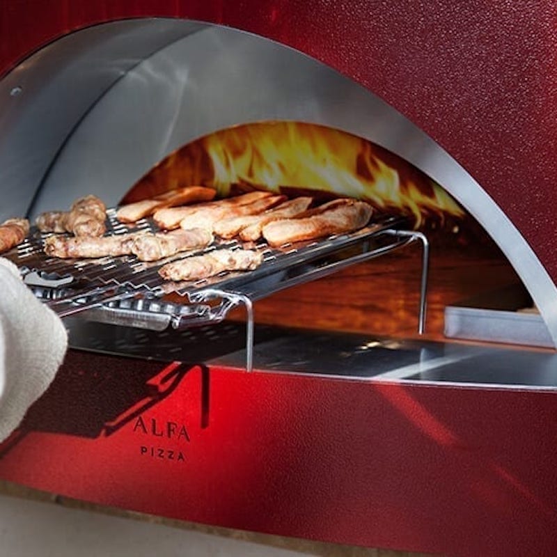 Cooking bbq wings in an Alfa pizza oven