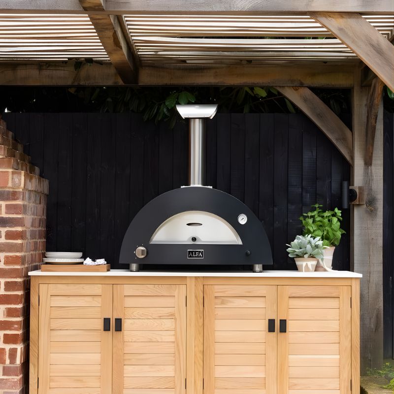 Alfa Moderno 2 Pizze Gas Outdoor Kitchen setup