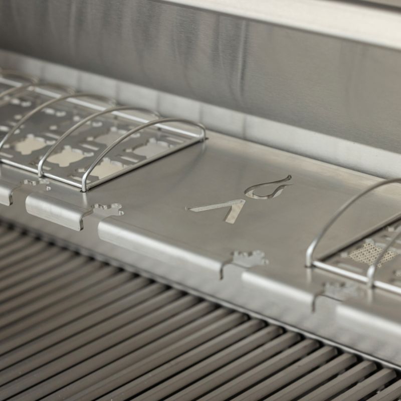 Blaze 4LTE PRO 32in Gas Grill with Innovative Multi-Purpose Warming/Taco Rack