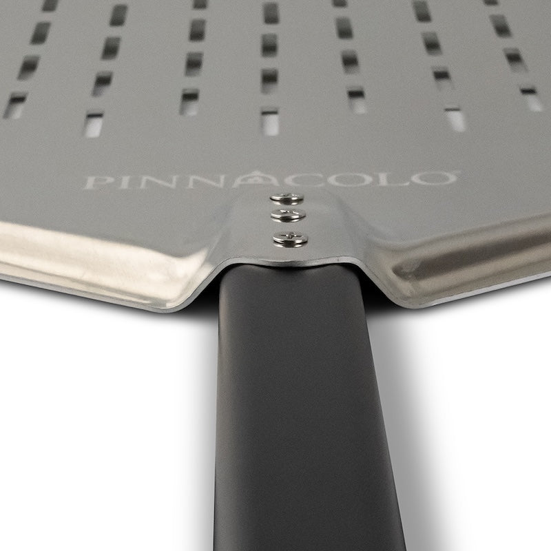 Close Up Details of the Pinnacolo Aluminum Head and Handle