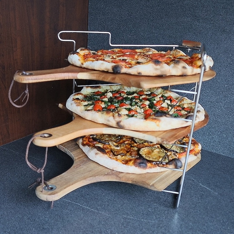 Cooked pizzas in the Pinnacolo Wire Rack