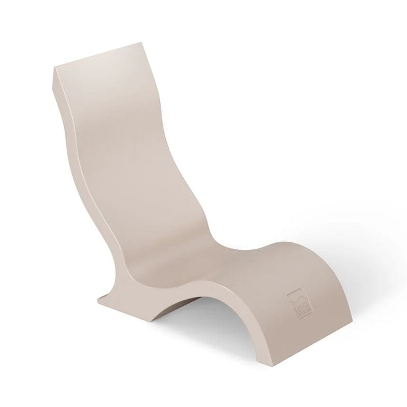 Ledge Lounger Signature Chair in color Cloud