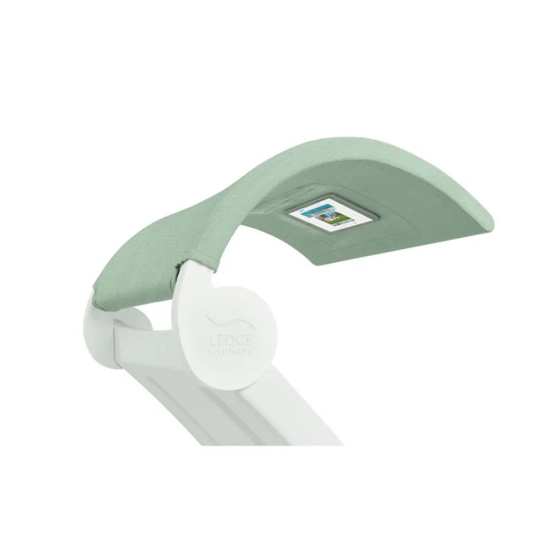 Ledge Chaise Shade in Sea