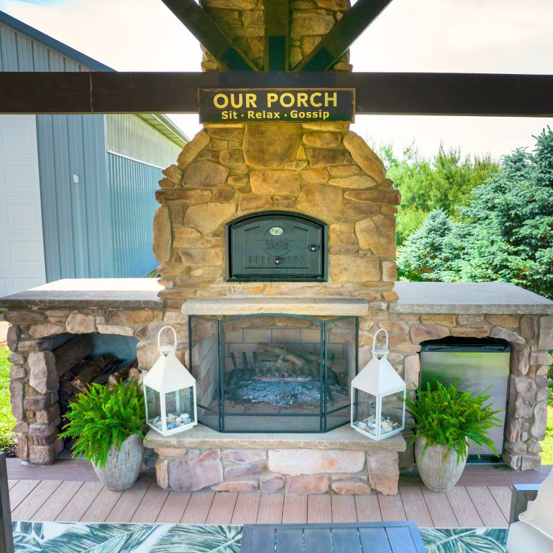 Round Grove Kiva Fireplace With Pizza Oven Combo