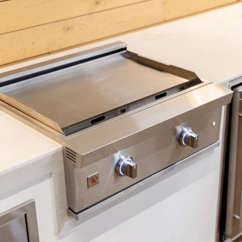Summerset Griddle PRO Built into an outdoor kitchen countertop