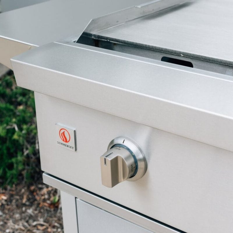Summerset 30-inch Gas Griddle on the cart