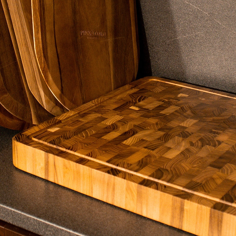 Pinnacolo Teak Wood Cutting Board