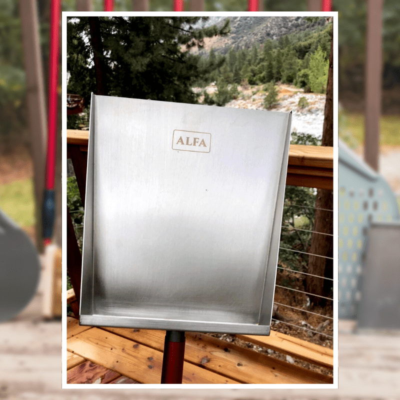 Alfa Ovens Red Shovel