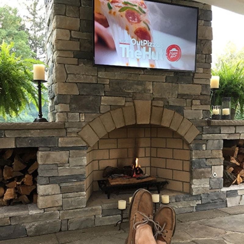 Round Grove Fireplace Kit in Mezzo with Wood Boxes