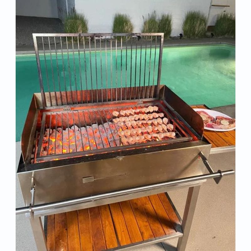 Flip Grill in Pool