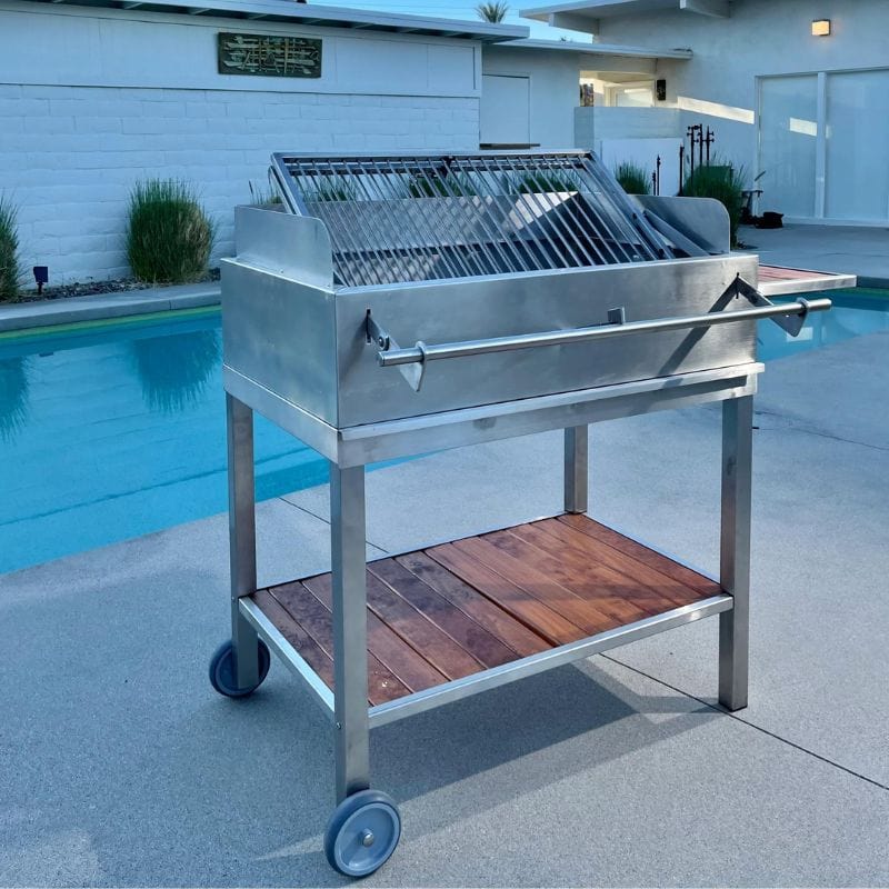 Flip Grill in Pool