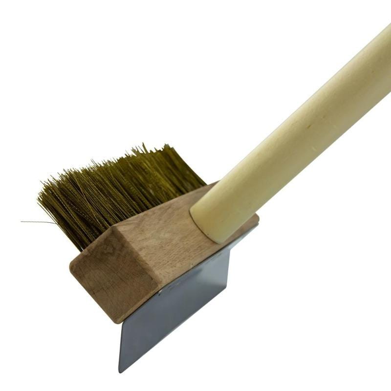 https://www.patioandpizza.com/cdn/shop/products/accessories-broom-close-up_1_1200x.jpg?v=1702407566